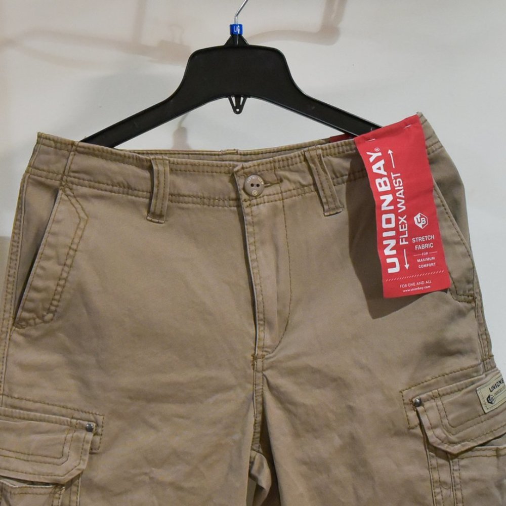 Unionbay Men's Cargo Short size 30 36 38 BROWN - Picture 3 of 7